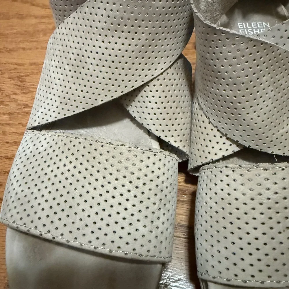 Eileen Fisher Size 8.5 Tan Sport Perforated Nubuck Ankle Wrap Platform Sandals‎